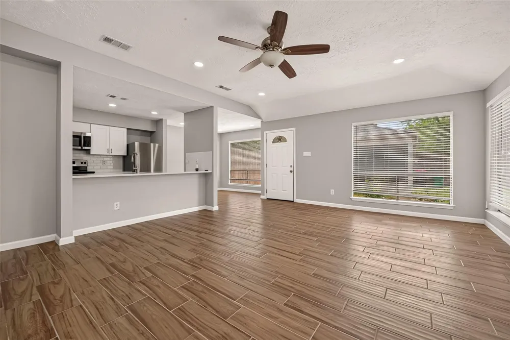 10914 Berry Tree Drive Houston, TX 77064