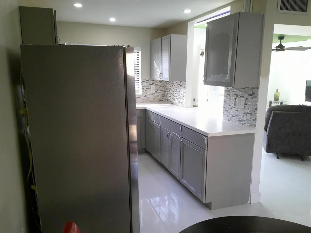 3810 SW 52nd Avenue #3810 Hollywood, FL 33023