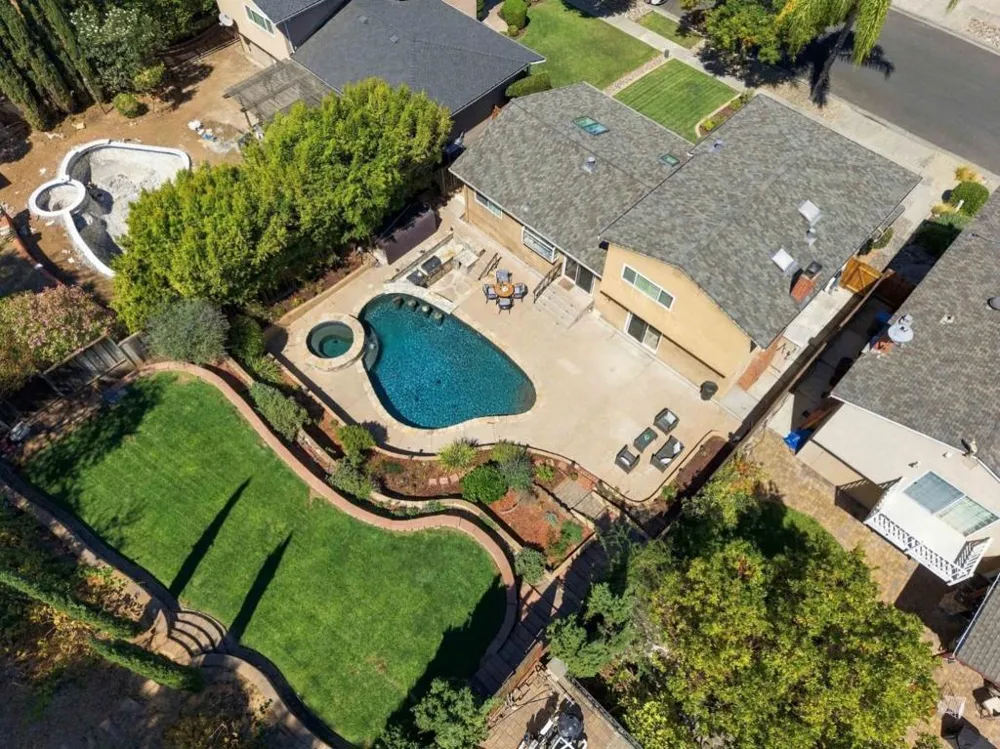 904 Foothill Drive San Jose, CA 95123