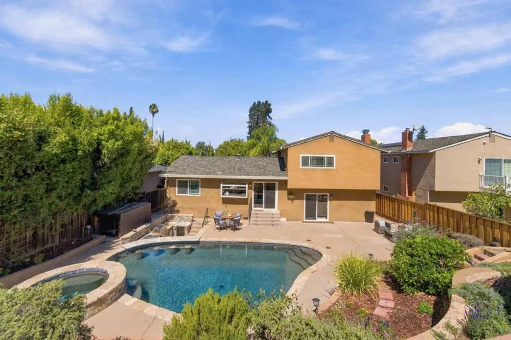 904 Foothill Drive San Jose, CA 95123