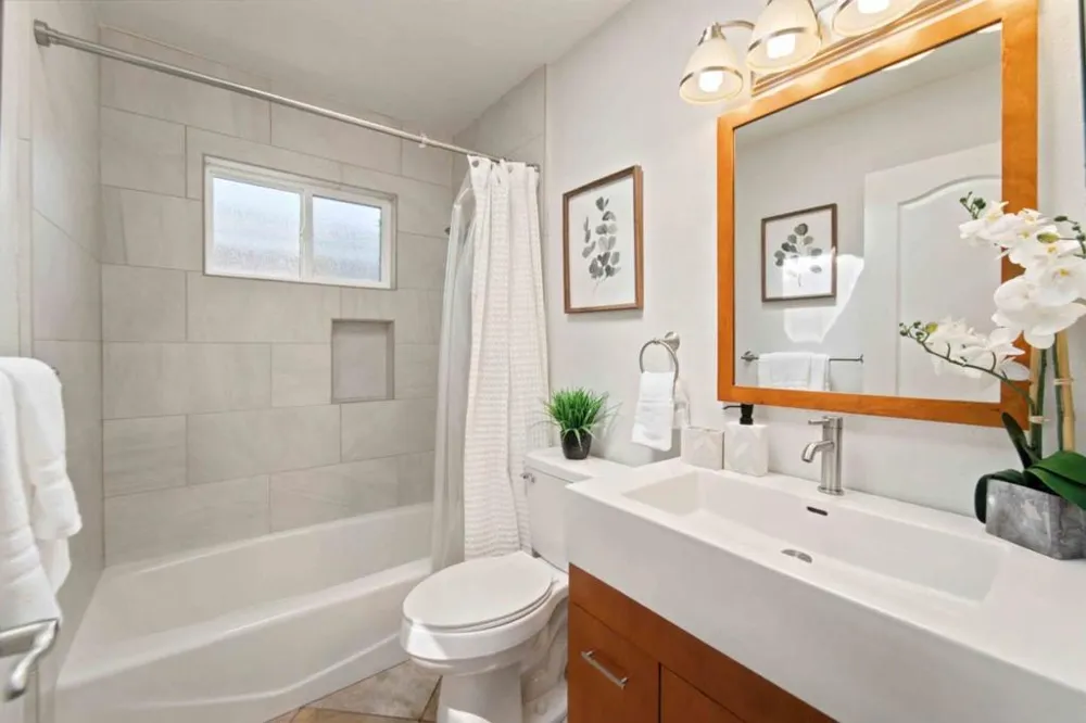 904 Foothill Drive San Jose, CA 95123