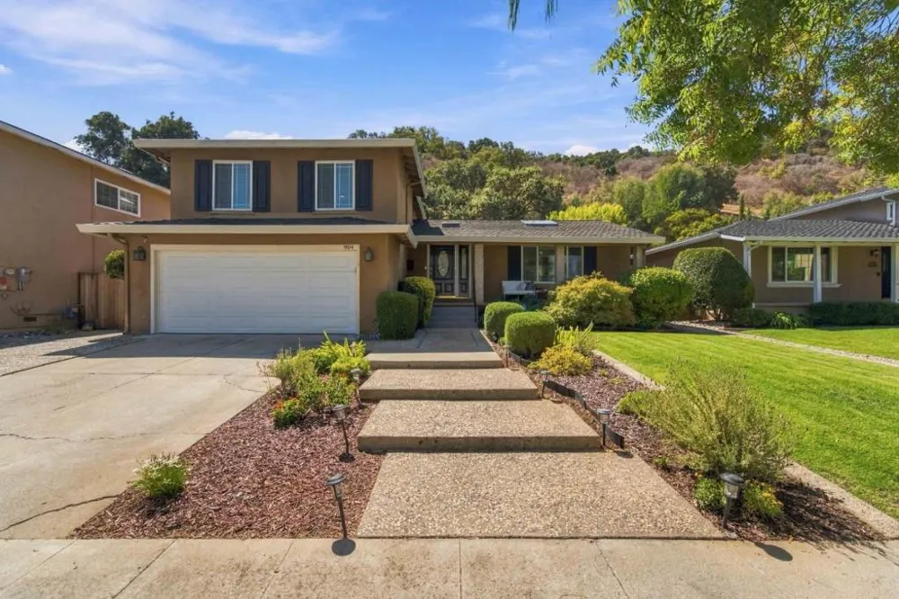 904 Foothill Drive San Jose, CA 95123