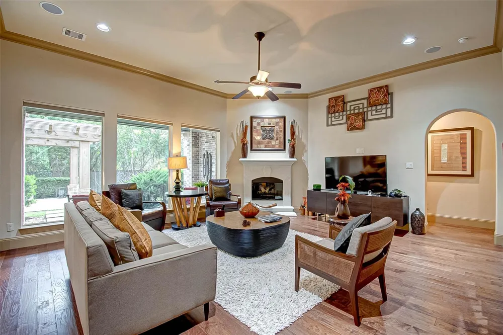 7 Shearling Court Spring, TX 77389