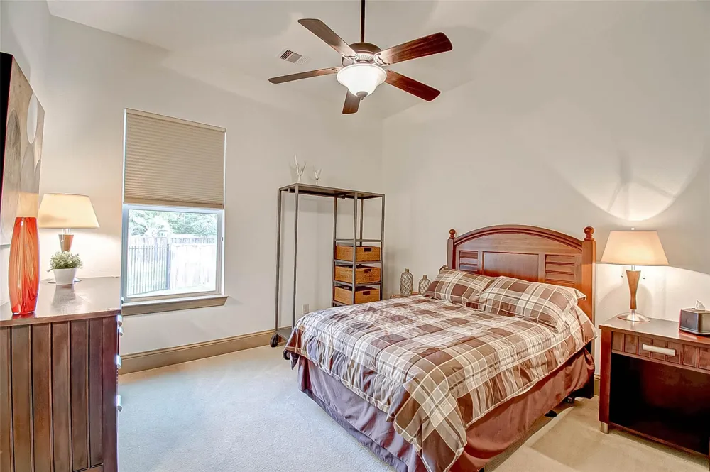 7 Shearling Court Spring, TX 77389