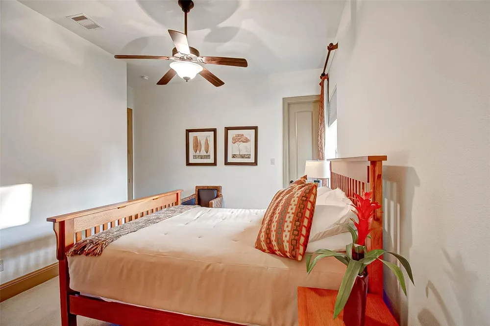 7 Shearling Court Spring, TX 77389