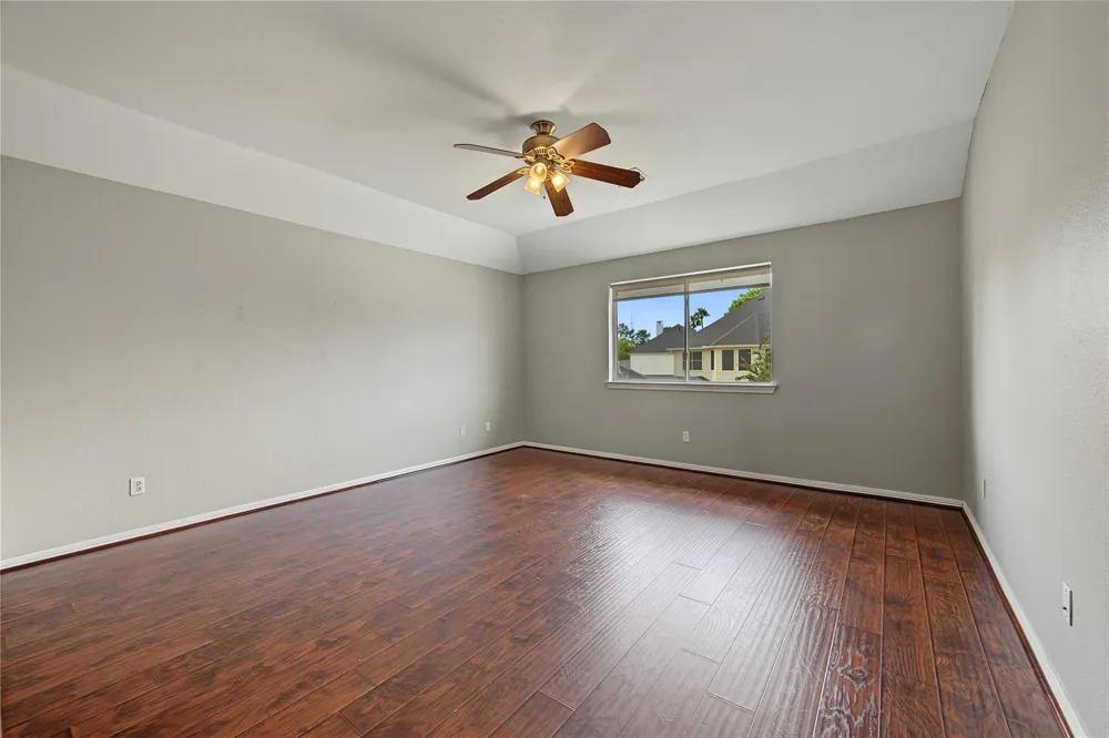2422 Lansing Circle Pearland, TX 77584