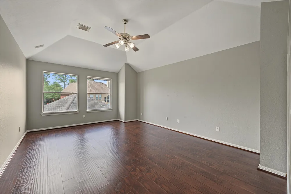 2422 Lansing Circle Pearland, TX 77584