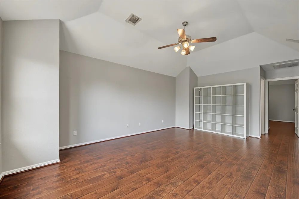 2422 Lansing Circle Pearland, TX 77584