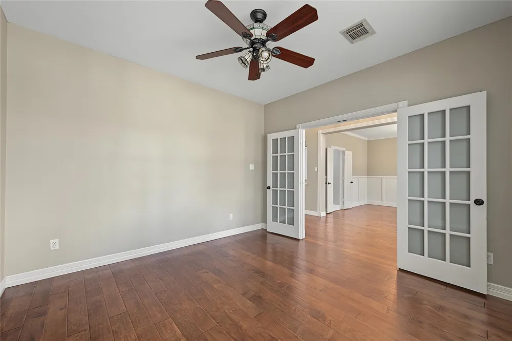 2422 Lansing Circle Pearland, TX 77584