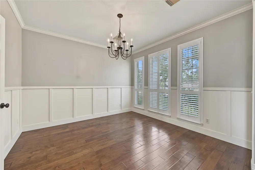 2422 Lansing Circle Pearland, TX 77584