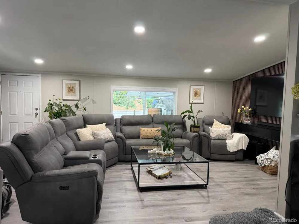9400 Elm Court Federal Heights, CO 80260