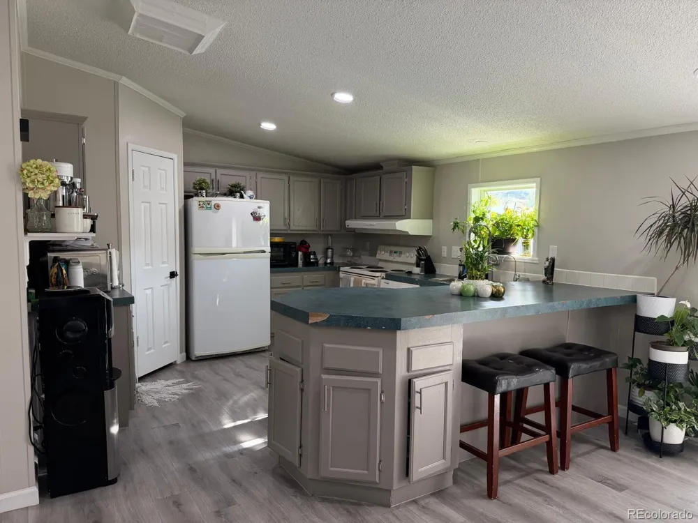 9400 Elm Court Federal Heights, CO 80260