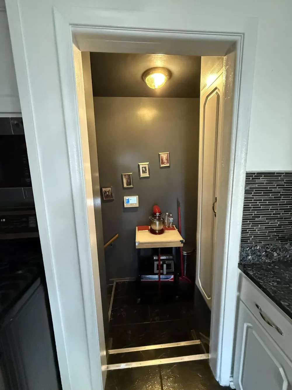 21920 Cloverlawn Street Oak Park City, MI 48237
