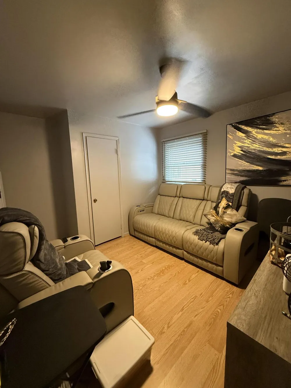 21920 Cloverlawn Street Oak Park City, MI 48237