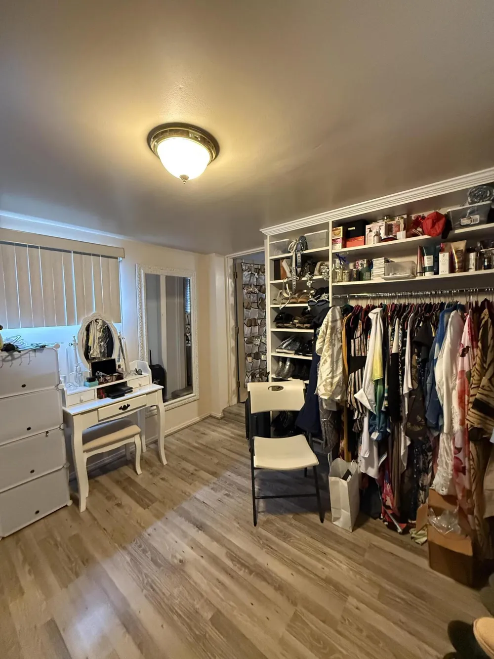 21920 Cloverlawn Street Oak Park City, MI 48237