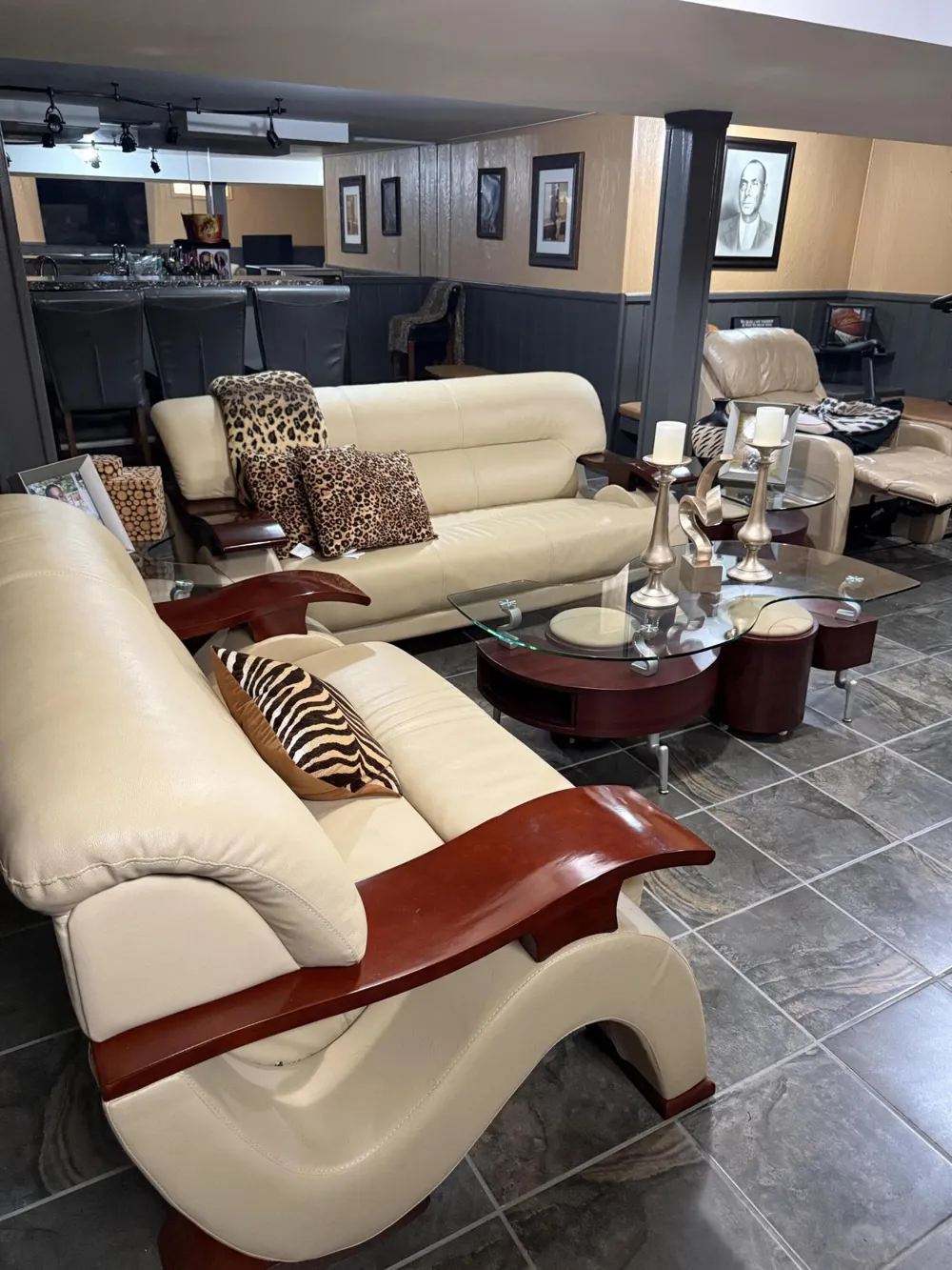 21920 Cloverlawn Street Oak Park City, MI 48237