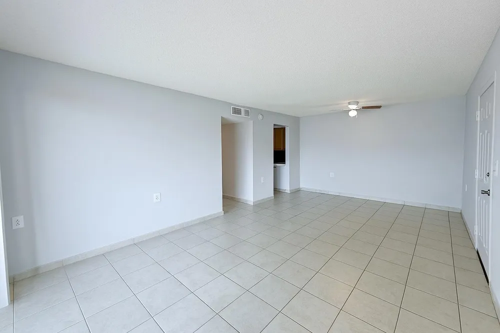 1127 Lake Terry Drive #I West Palm Beach, FL 33411