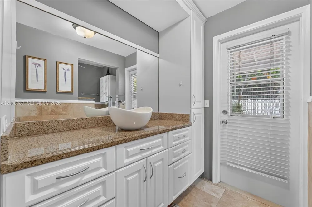 9341 SW 16th Rd W Boca Raton, FL 33428