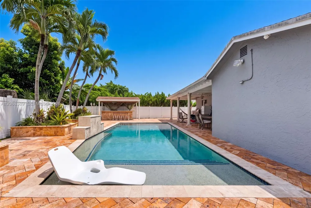 9341 SW 16th Rd W Boca Raton, FL 33428