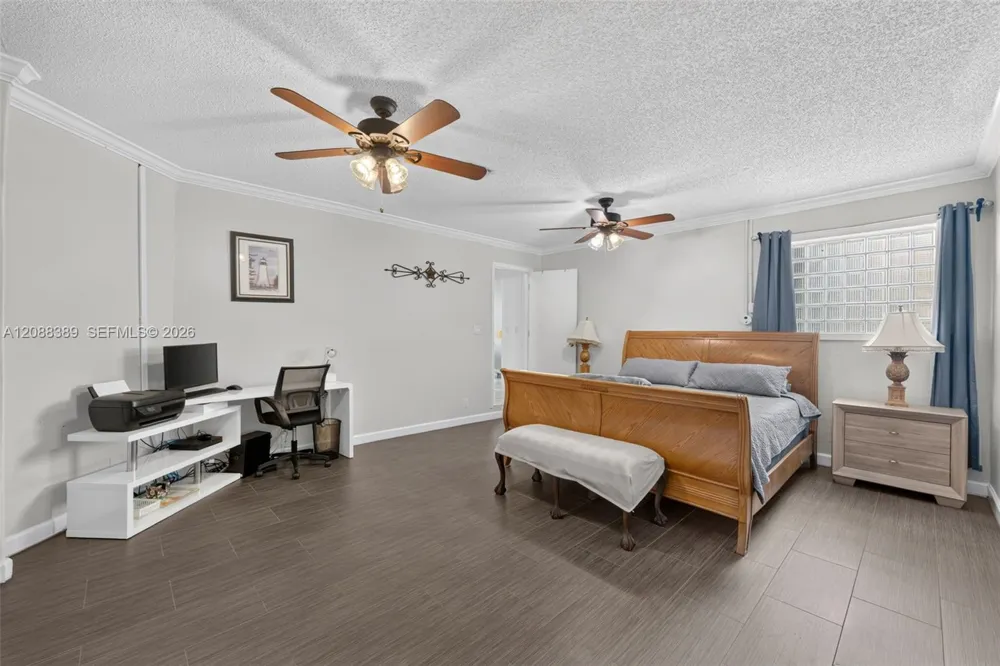9341 SW 16th Rd W Boca Raton, FL 33428