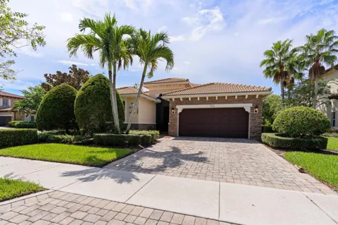 102 Crab Cay Way