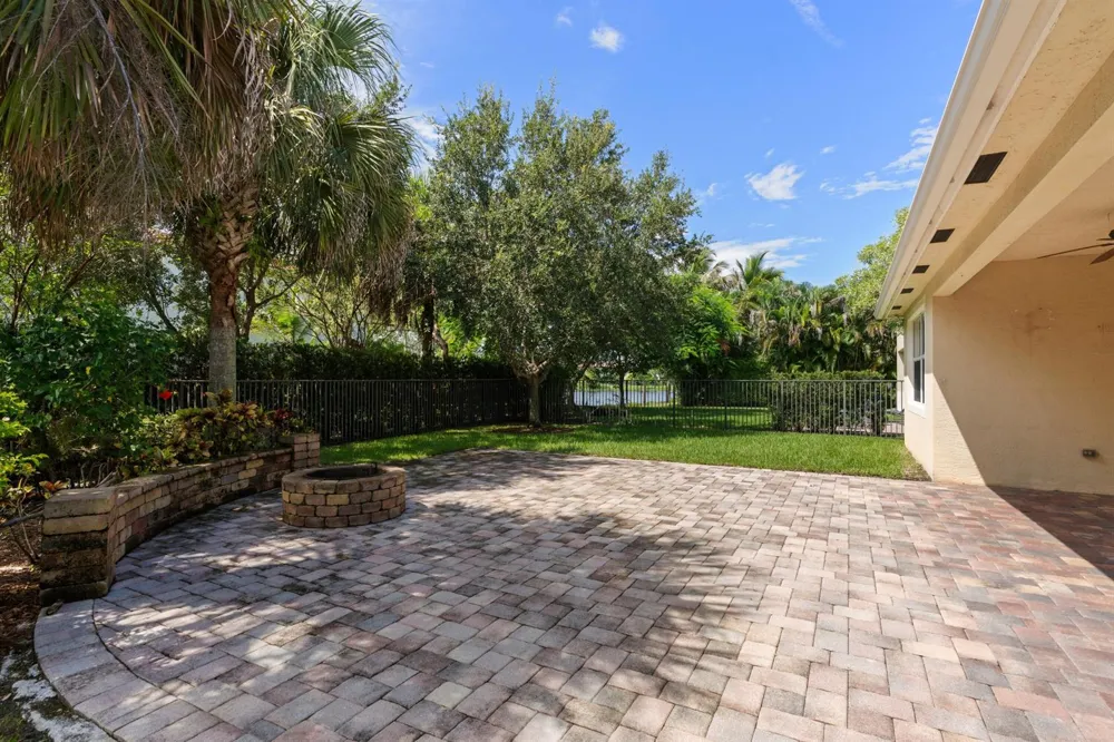 102 Crab Cay Way Jupiter, FL 33458