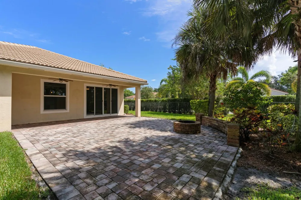 102 Crab Cay Way Jupiter, FL 33458