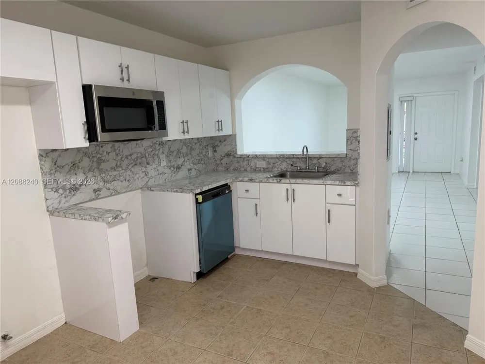 2910 SE 13th Rd #104-44 Homestead, FL 33035