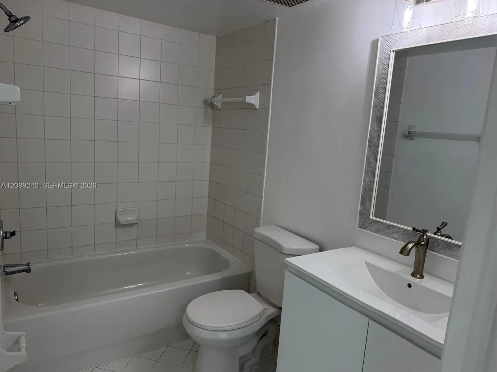 2910 SE 13th Rd #104-44 Homestead, FL 33035