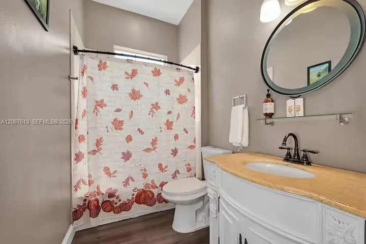2327 NE 37th Ter Homestead, FL 33033
