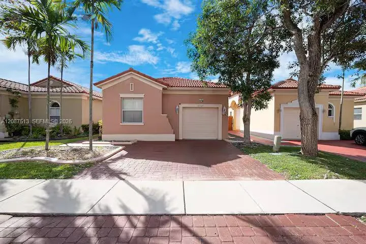 2327 NE 37th Ter Homestead, FL 33033