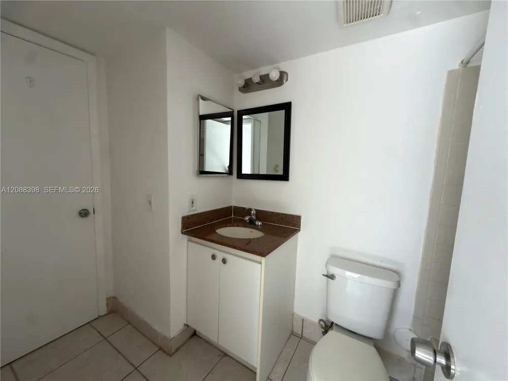 11448 NW 43rd St #11448 Coral Springs, FL 33065