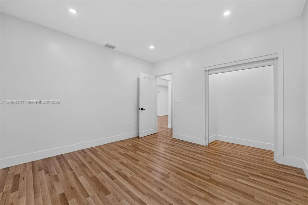 1861 SW 22nd Ter Miami, FL 33145
