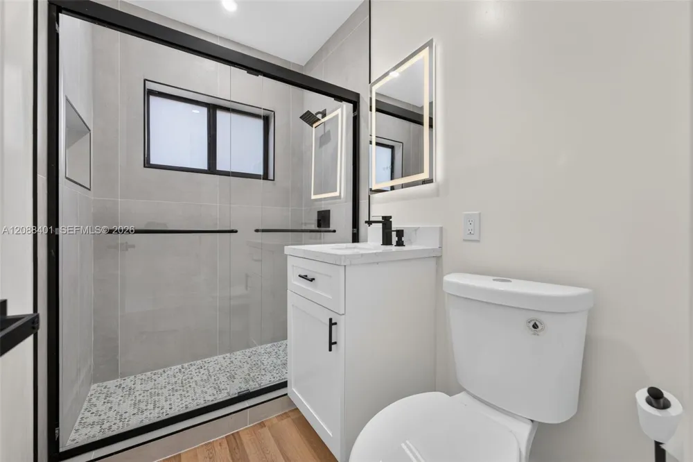 1861 SW 22nd Ter Miami, FL 33145