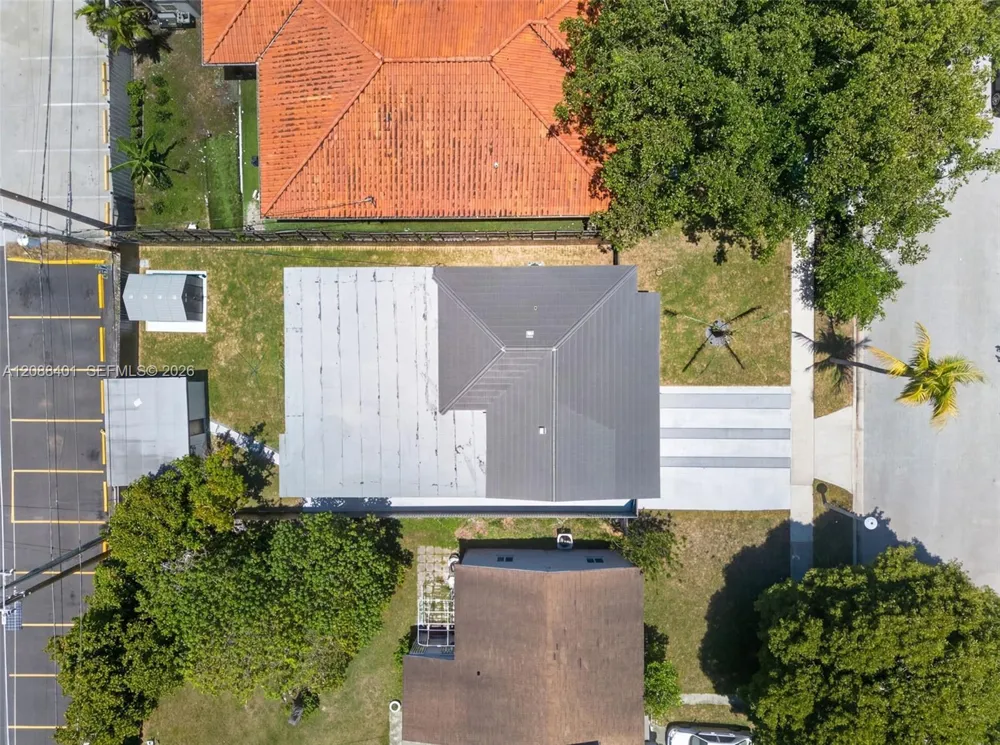 1861 SW 22nd Ter Miami, FL 33145