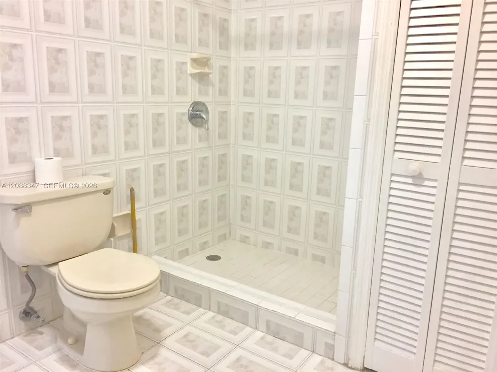 1801 SW 10th St Miami, FL 33135