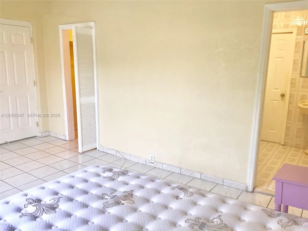 1801 SW 10th St Miami, FL 33135
