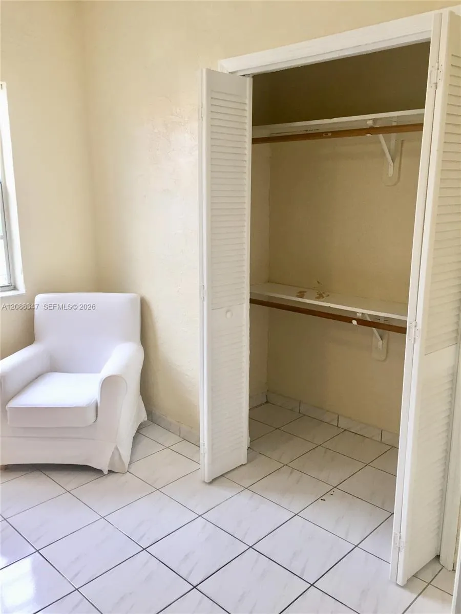 1801 SW 10th St Miami, FL 33135