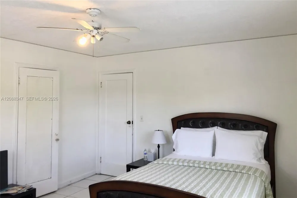1801 SW 10th St Miami, FL 33135