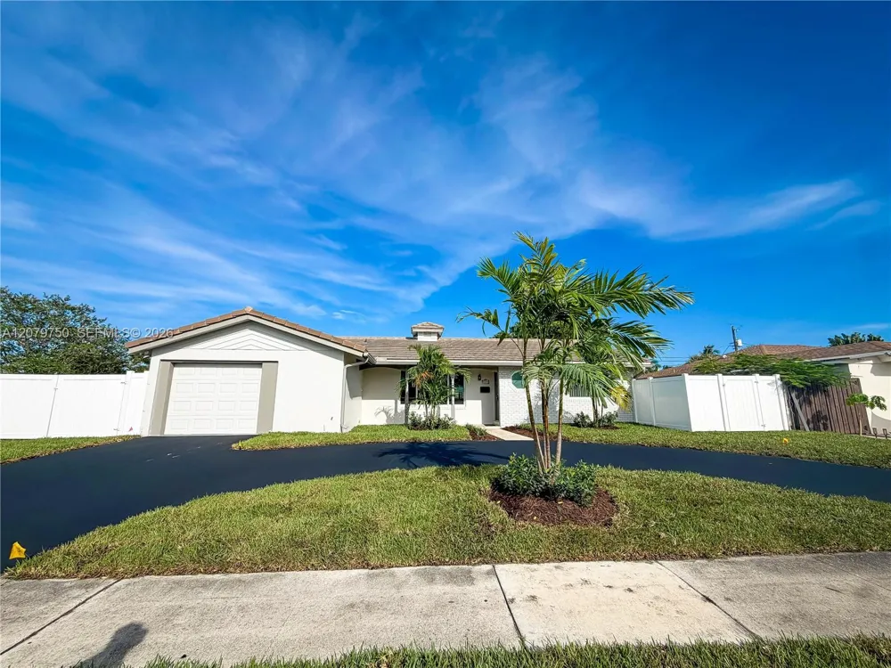 2298 NE 2nd Ave #n/a Boca Raton, FL 33431