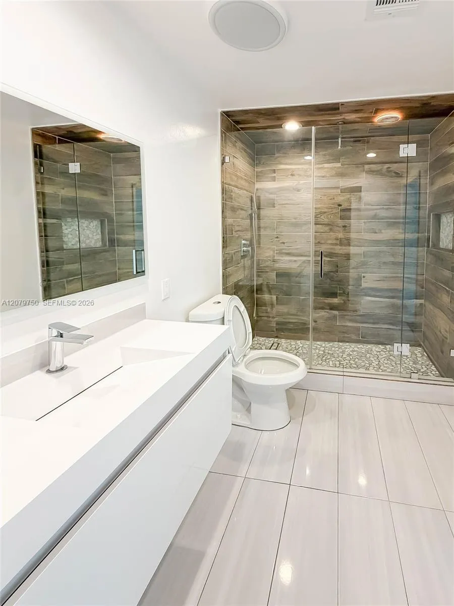 2298 NE 2nd Ave #n/a Boca Raton, FL 33431