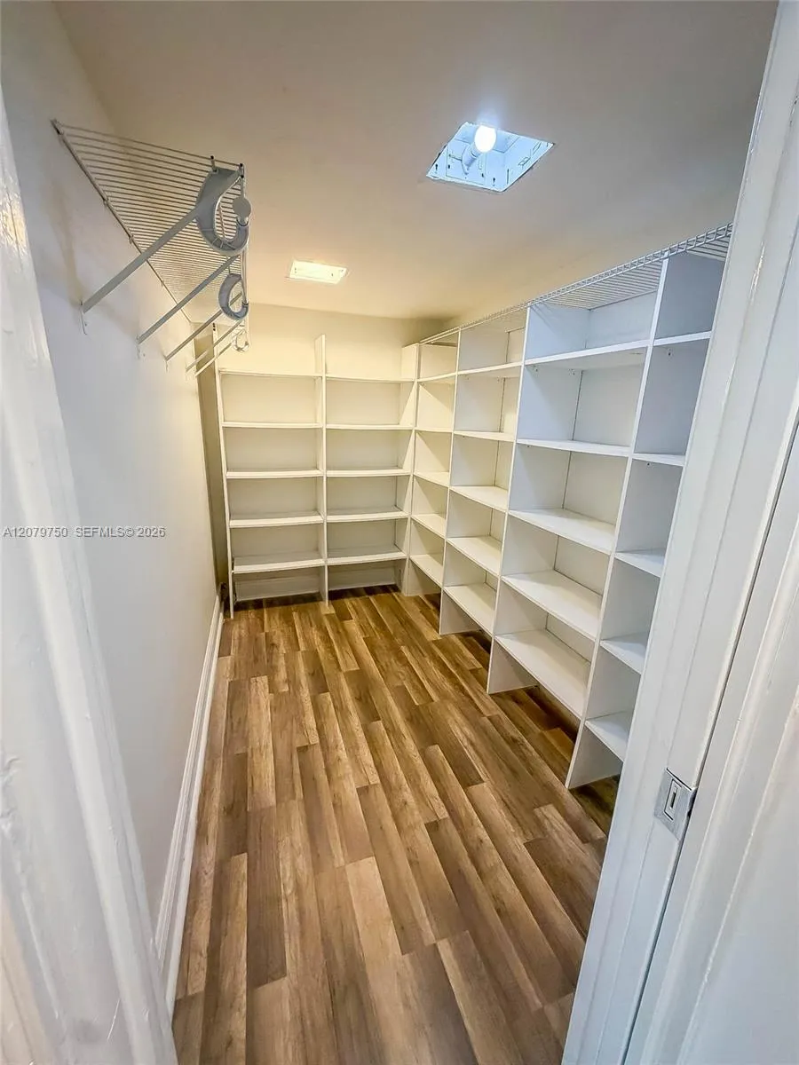 2298 NE 2nd Ave #n/a Boca Raton, FL 33431