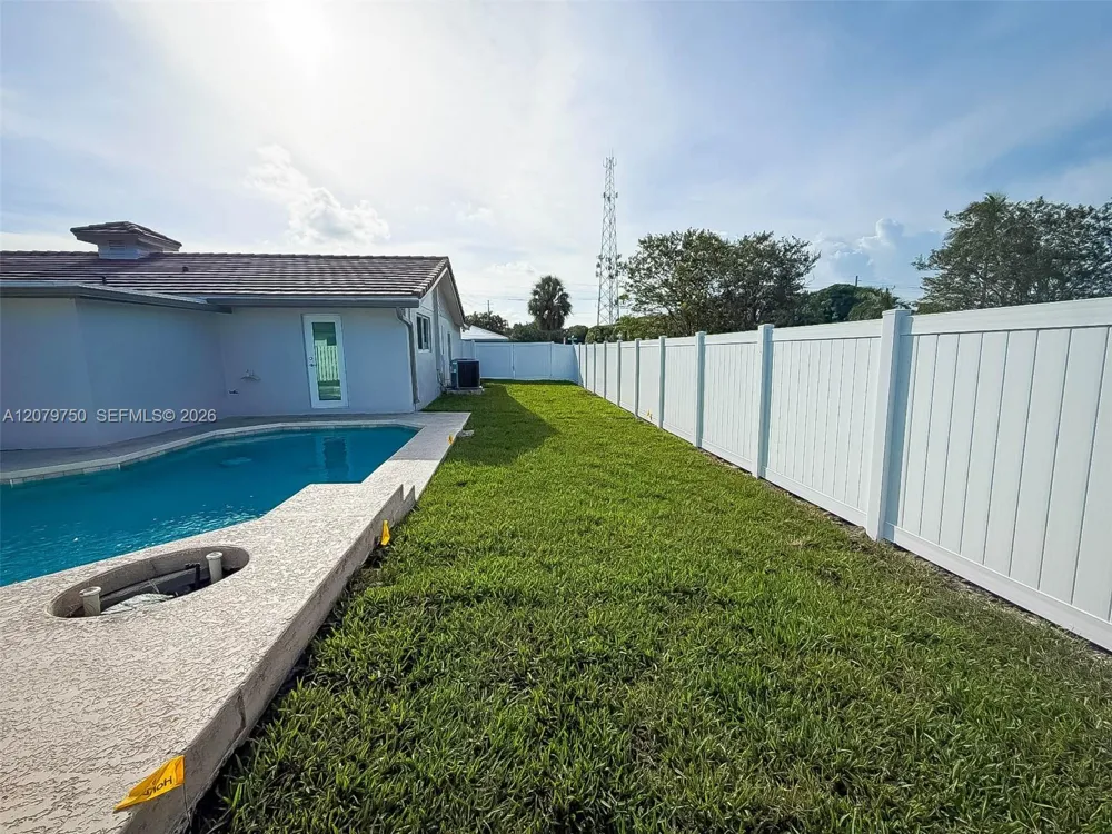 2298 NE 2nd Ave #n/a Boca Raton, FL 33431