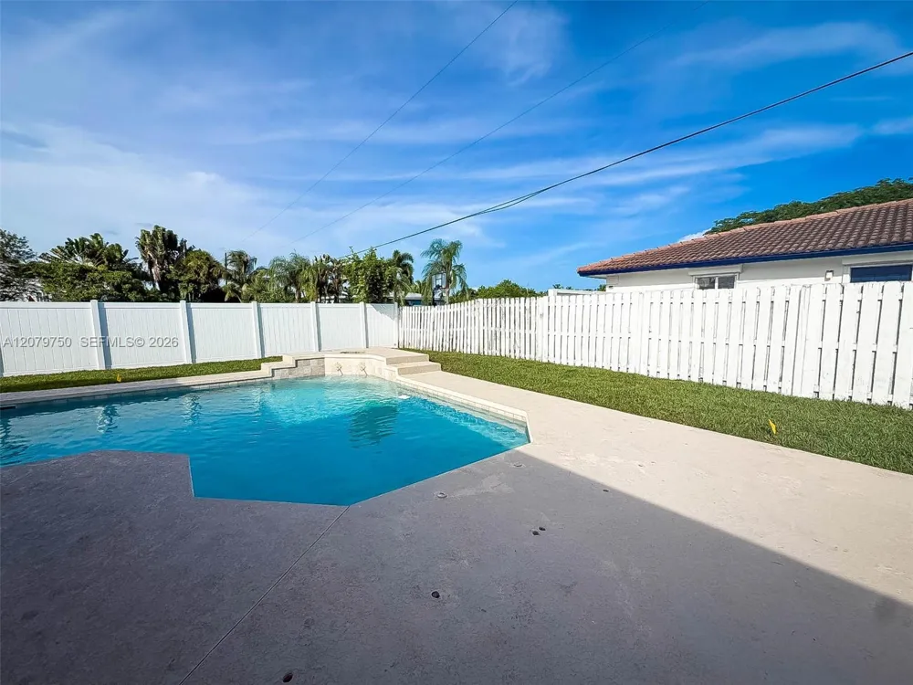 2298 NE 2nd Ave #n/a Boca Raton, FL 33431