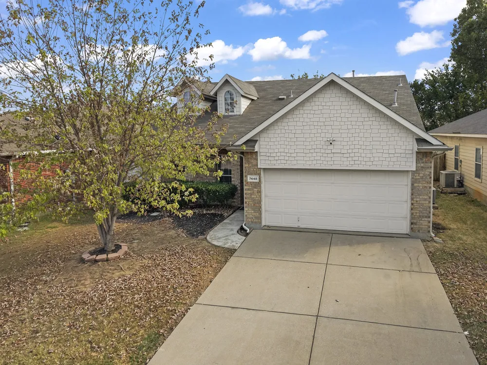 7448 Maroon Drive Fort Worth, TX 76120
