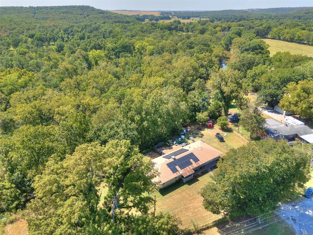 82 Buck Creek Trail Bartlesville, OK 74003