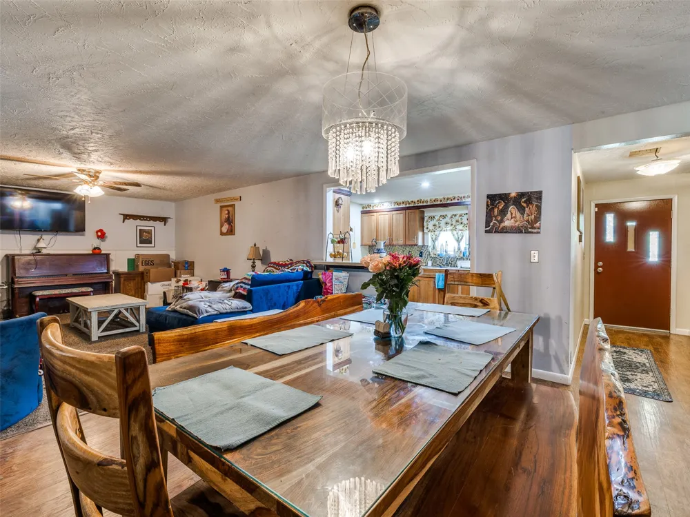 82 Buck Creek Trail Bartlesville, OK 74003