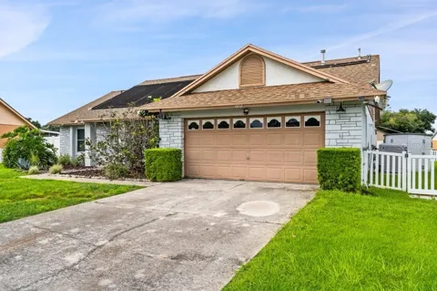 1012 KAREN RIDGE COURT