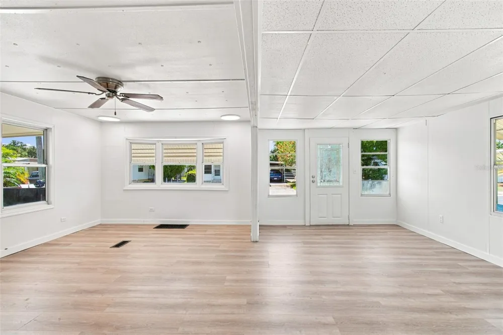 5647 COLUMBIA DRIVE New Port Richey, FL 34652