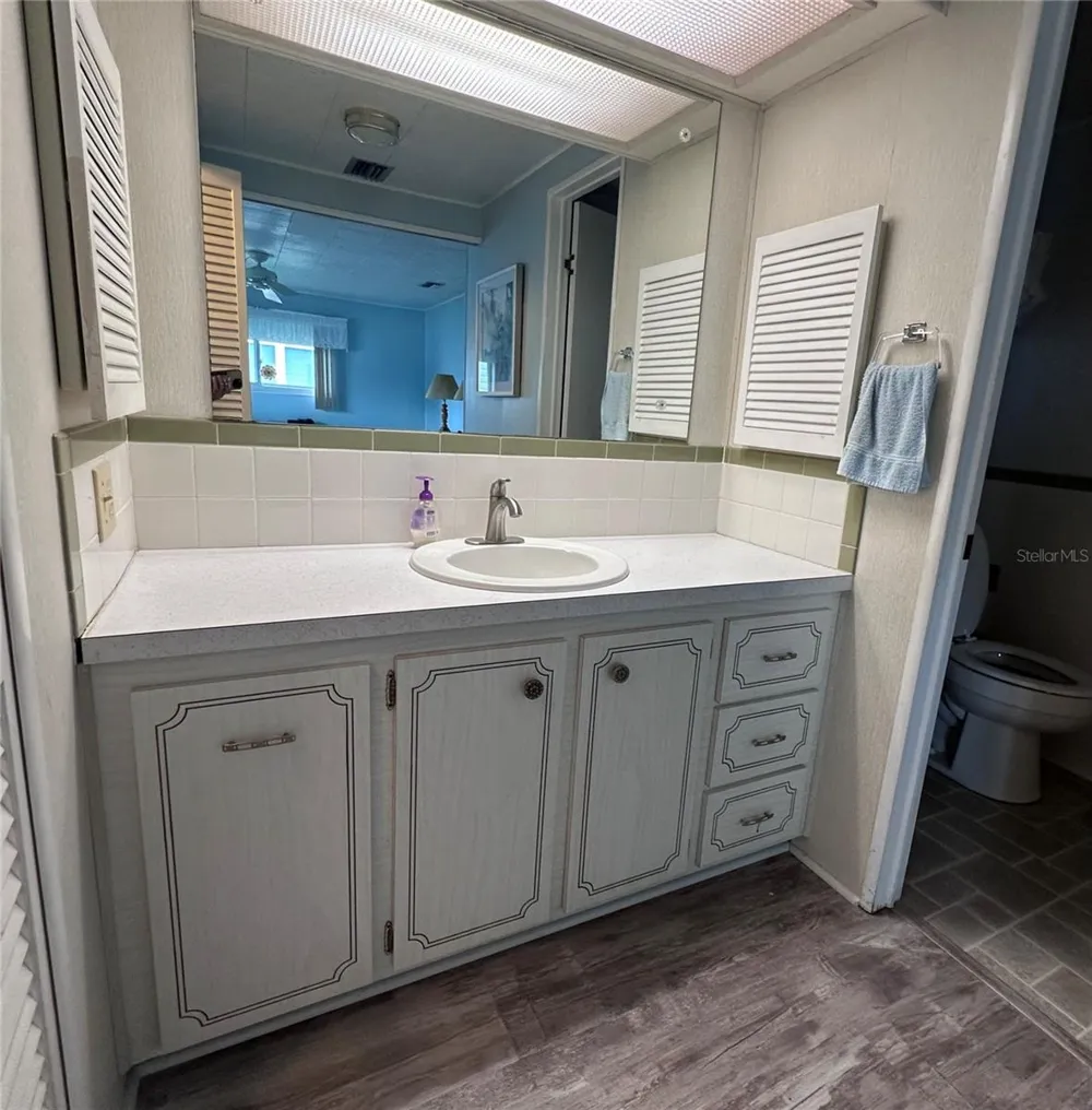1100 BELCHER ROAD S #523 Largo, FL 33771